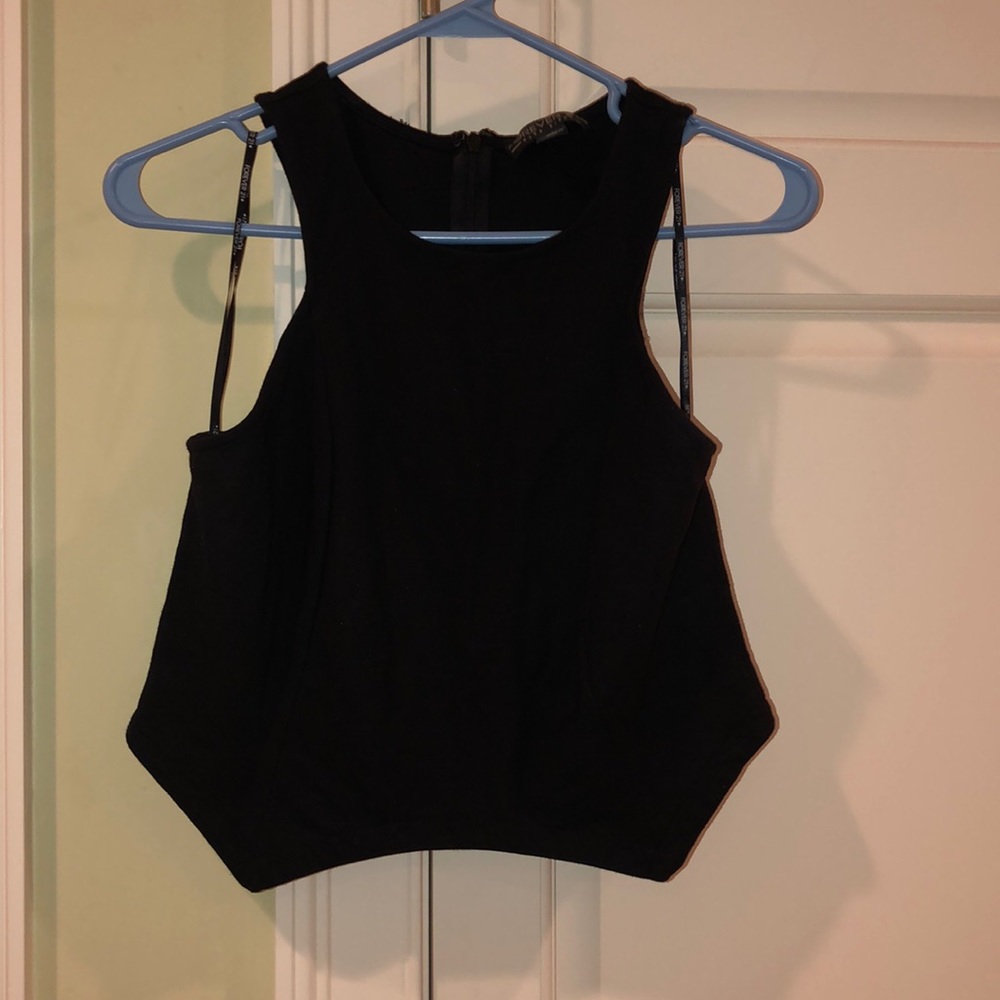 CROPTOP